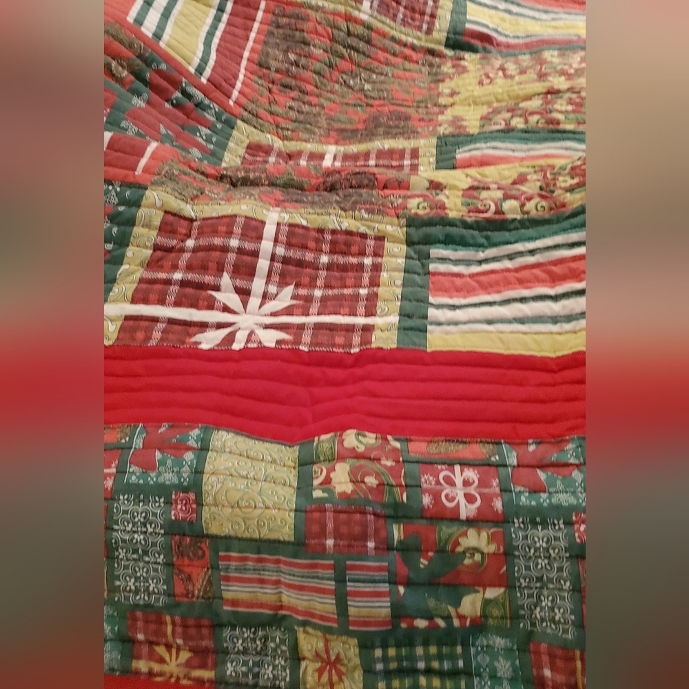 Christmas quilt set complete
